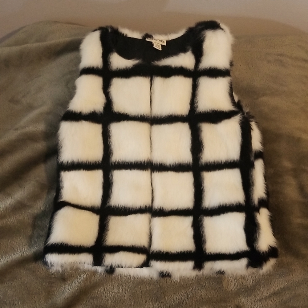 Girls Faux Fur Vest